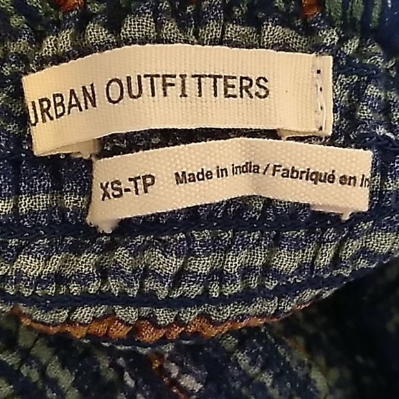 Like new  Urban Outfitters Jumpsuit - Picture 6 of 7